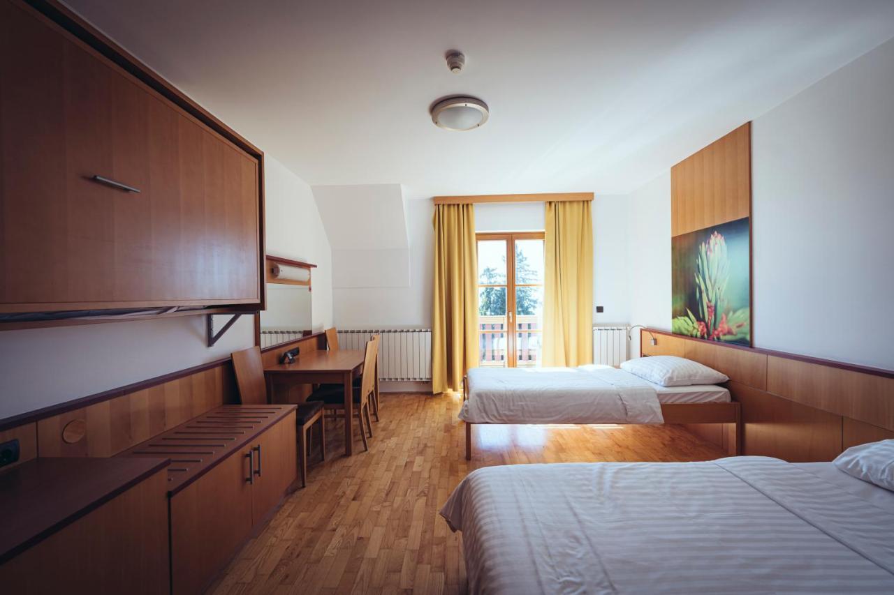 Pohorje Village Wellbeing Resort - Forest Hotel Videc Hočko Pohorje Eksteriør billede