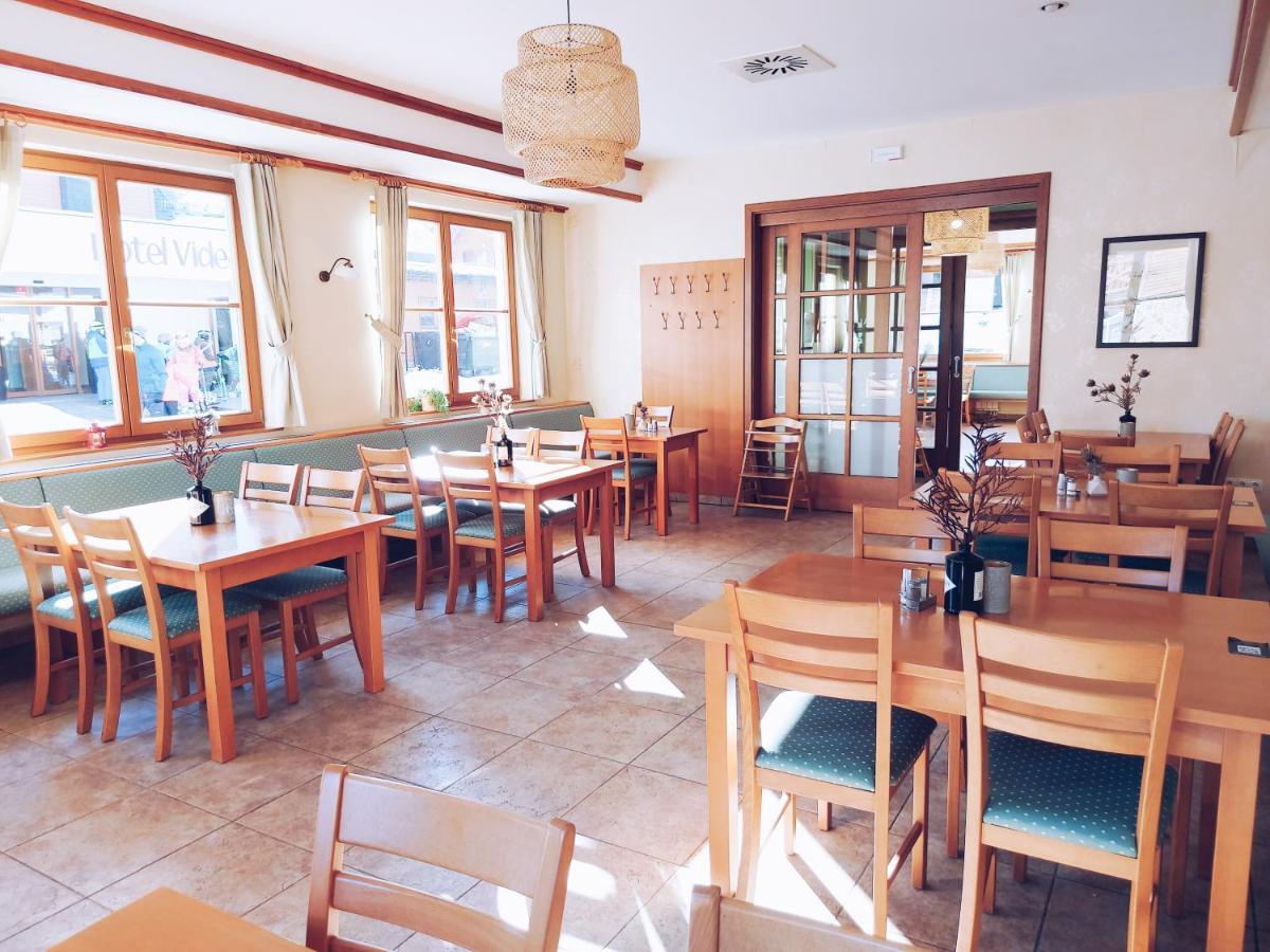 Pohorje Village Wellbeing Resort - Forest Hotel Videc Hočko Pohorje Eksteriør billede